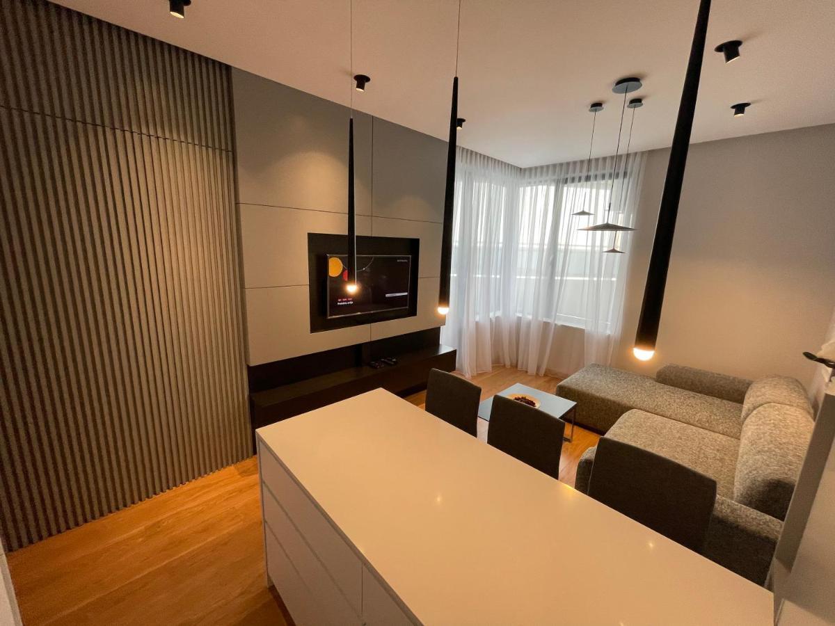 Pupin Palace Apartments Újvidék Kültér fotó