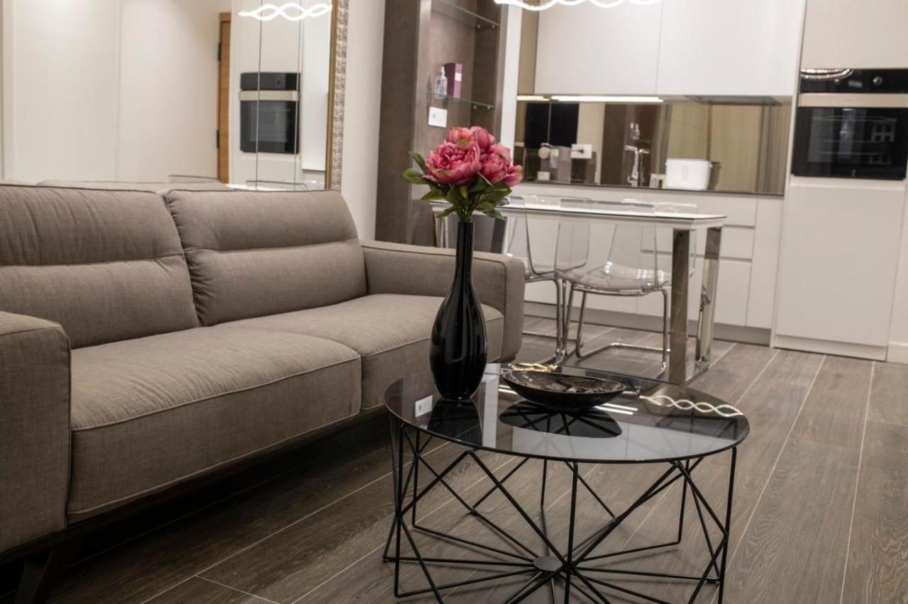 Pupin Palace Apartments Újvidék Kültér fotó
